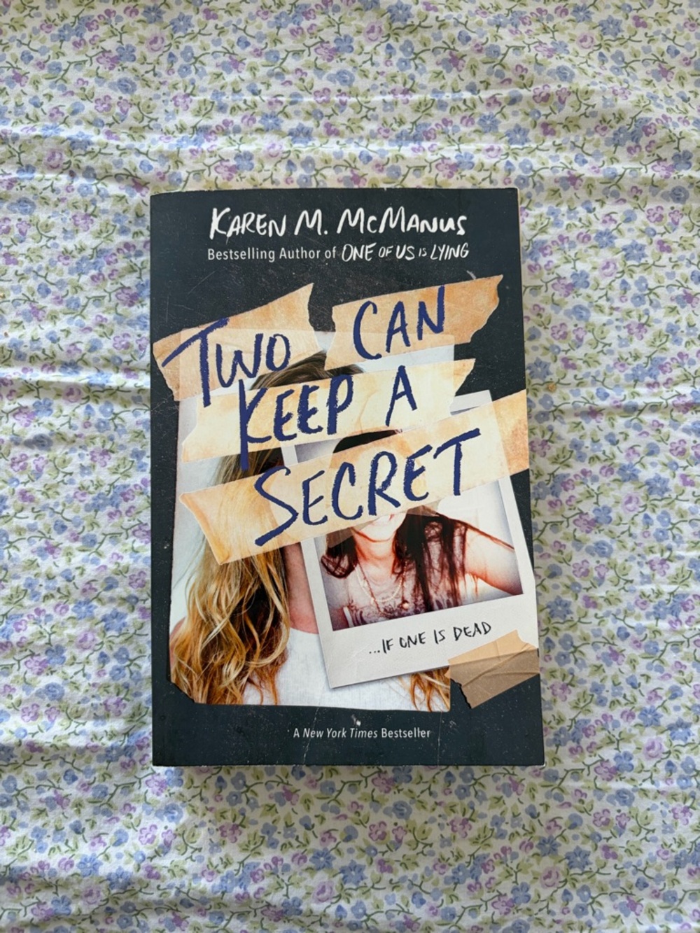 Two Can Keep a Secret by Karen M. McManus - Paperback book